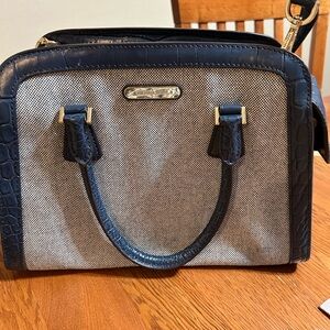 Micheal Kors- navy purse-NWT